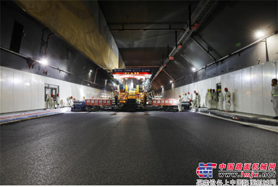 中大機械：不走尋常路 傳承匠心成就中國公路攤鋪專(zhuān)家